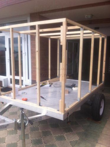 Грузовой фургон на базе легкового прицепа. Процесс изготовления