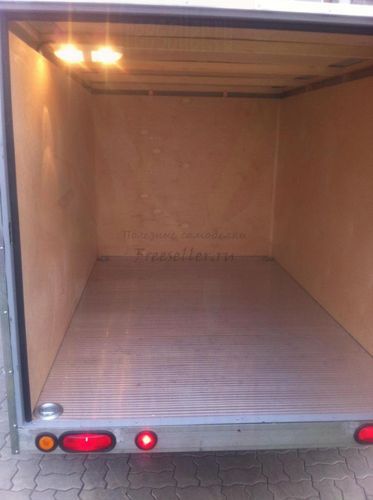 Грузовой фургон на базе легкового прицепа