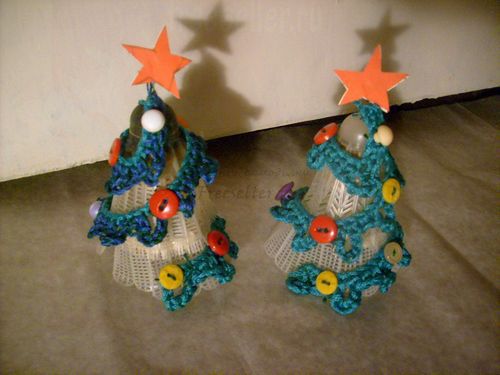 Новогодние самоделки. Вязаная ёлочная гирлянда - идеи новогоднего декора.