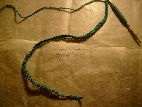 Вяжем новогоднюю гирлянду