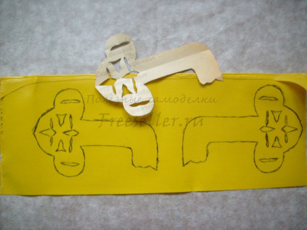 Делаем закладку для книг - Золотой ключик