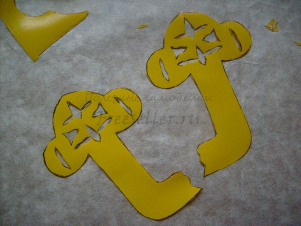 Делаем закладку для книг - Золотой ключик