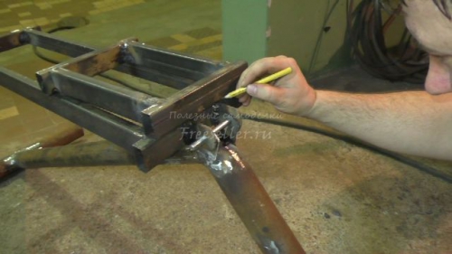 Процесс изготовления скамьи для жима 180,90,45