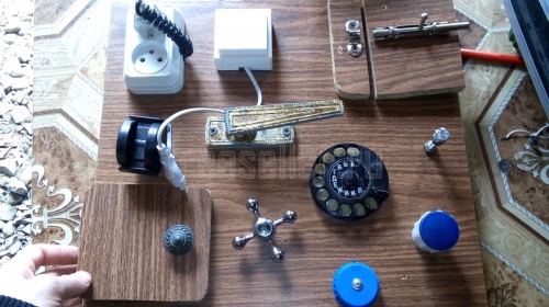 Процесс изготовления бизиборда своими руками