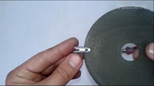 Отвертка с карданным валом