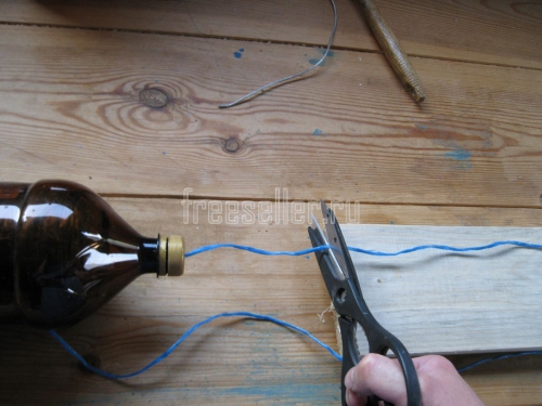 Подвязка огурцов в теплице изготовление держателей и шпилек