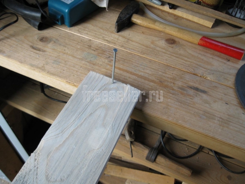 Подвязка огурцов в теплице изготовление держателей и шпилек