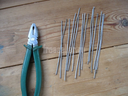 Изготовление крючков для подвязки огурцов в теплице