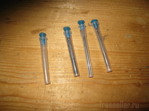 Контейнеры для мелких сверл из колпачков от одноразовых шприцов