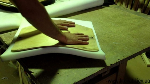 Перетяжка офисного стула своими руками