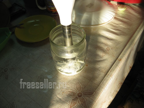 Как быстро и легко вымыть насадку блендера