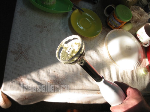 Как быстро и легко вымыть насадку блендера