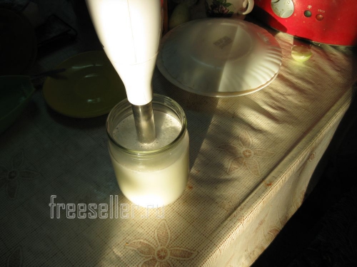 Как быстро и легко вымыть насадку блендера