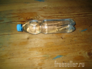 Походная пластиковая бутылка со стаканчиком для питьевой воды