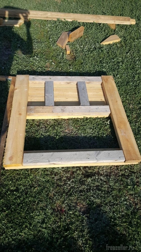 Дачный деревянный туалет своими руками