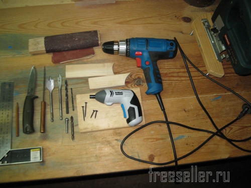Материалы и инструменты для изготовления подставки для аккумуляторной отвертки Macallister-mddd36-li