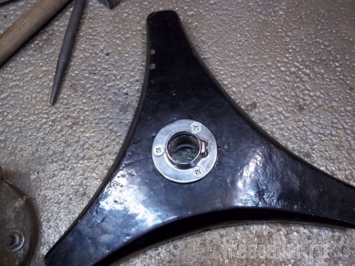 Процесс изготовления штатива для видеокамеры своими руками