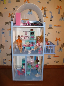 Кукольный домик из подручных материалов
