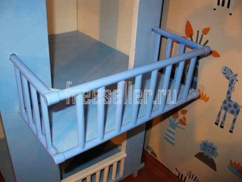 Как сделать своими руками кукольный домик для девочки.