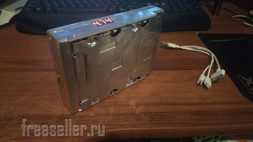 Самодельный PowerBank в корпусе от жёсткого диска.