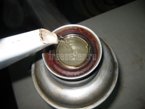 Приготовление витаминного напитка из веточек черной смородины