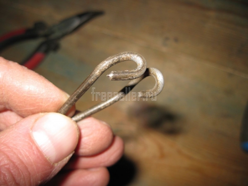 Процесс изготовления проволочных застежек для сетки Рабица