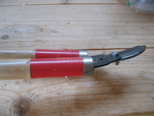 Очень простая, но полезная доработка сучкореза