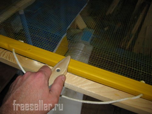 Процесс изготовления приспособления для сушки сена под навесом