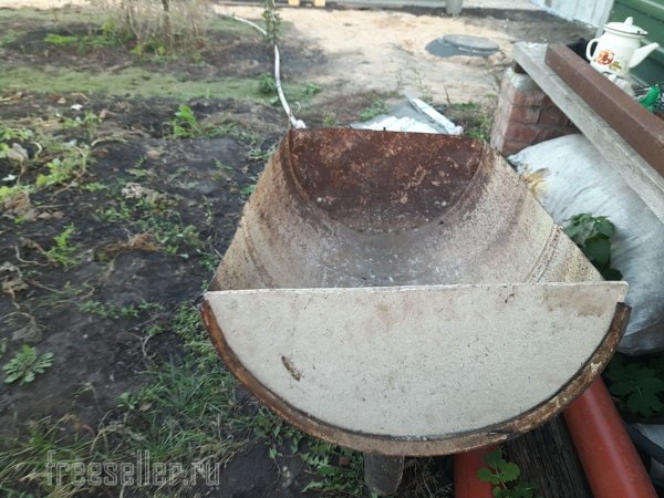 Тачка из бочки своими руками.