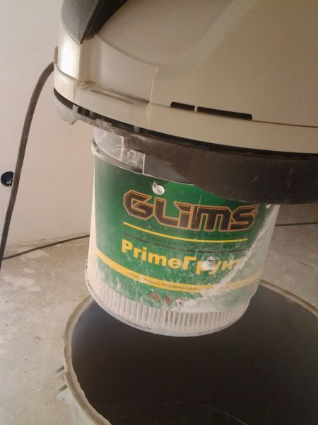 Дополнительная защита фильтра строительного пылесоса Интерскол Пу45, и других подобных моделей пылесосов от намокания при собирании влаги и засорения при сборе строительной пыли.