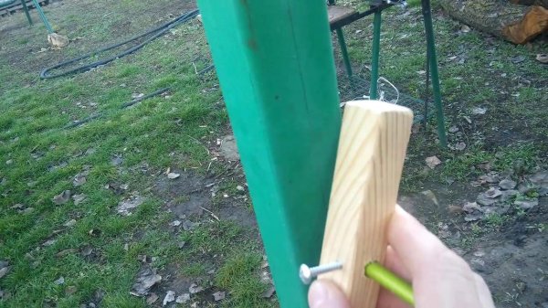 Разметка центра на детали - самодельным приспособлением