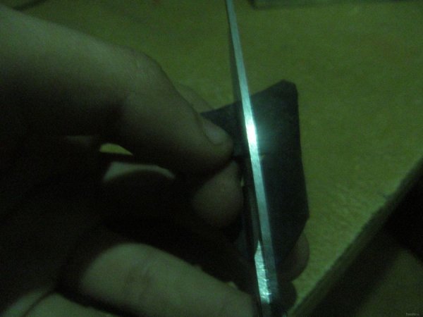 Как выкрутить шуруп с сорванными гранями