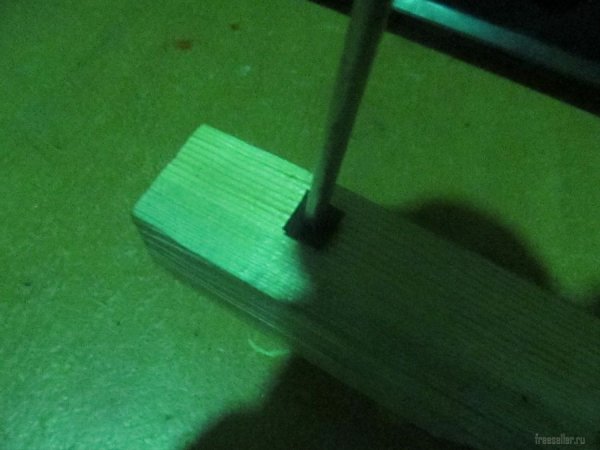 Как выкрутить шуруп с сорванными гранями