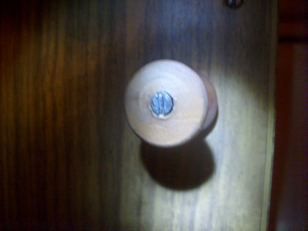 Делаем самодельную вешалку для носков в шкаф