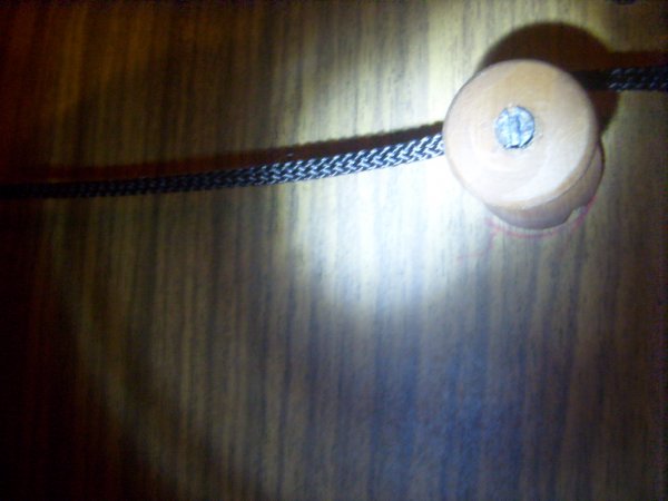 Самодельная вешалка для носков в шкаф