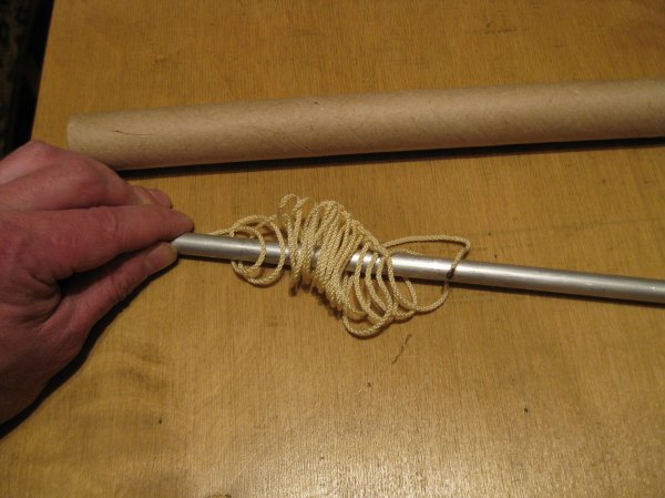 Как быстро навязать узелки на веревке для подвешивания гирлянд