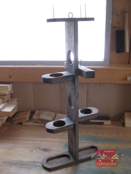 Самоделки для птиц. Многоярусная кормушка своими руками..