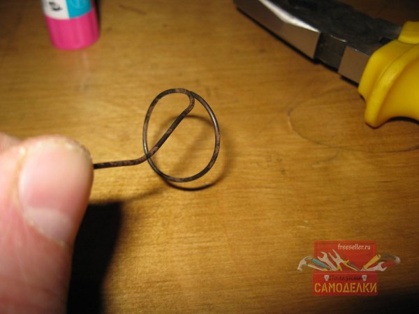 Изготовление мини парника из коробки от торта