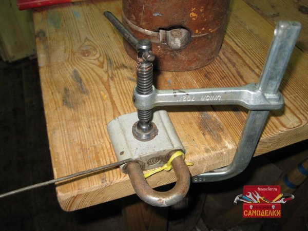 изготовление откидной полки для рассады