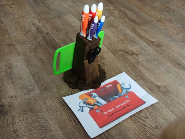 Декор подставки для ножей