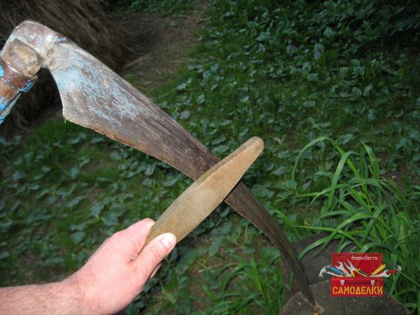 Подтачивание косы бруском