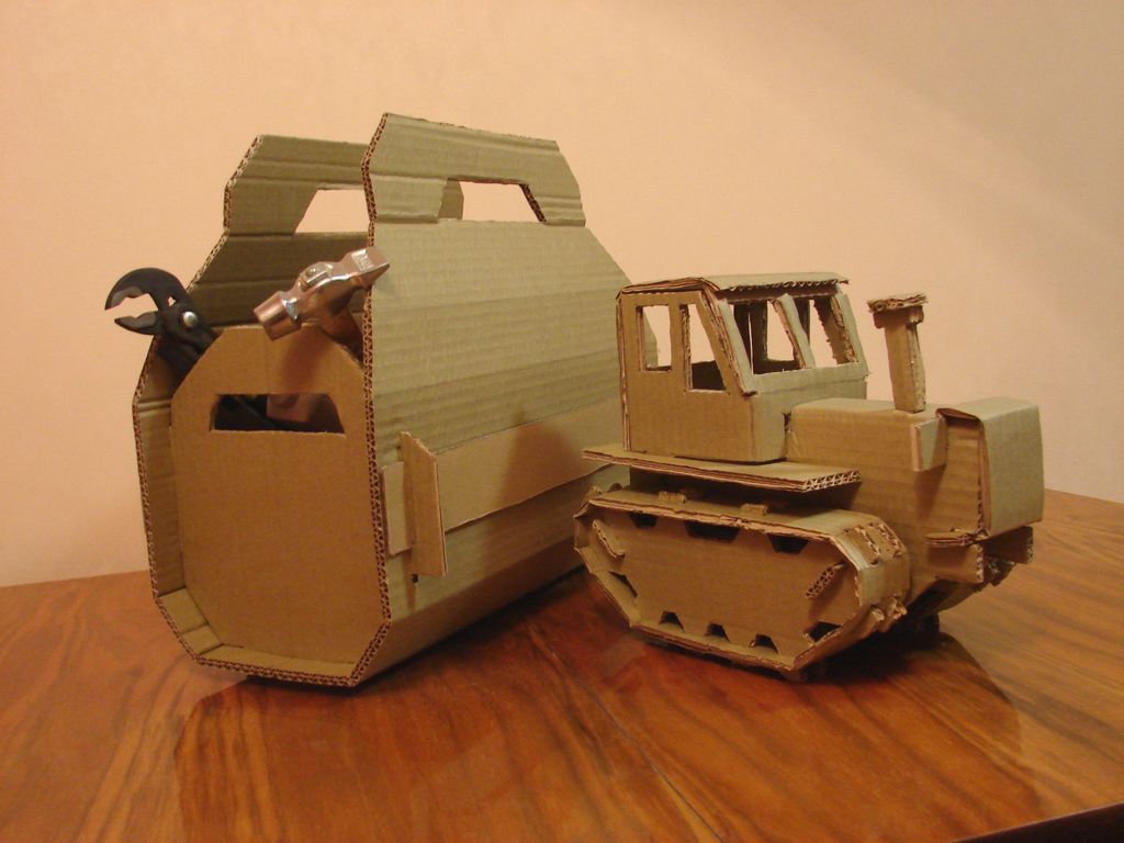 Переносной ящик для инструмента из картона своими руками