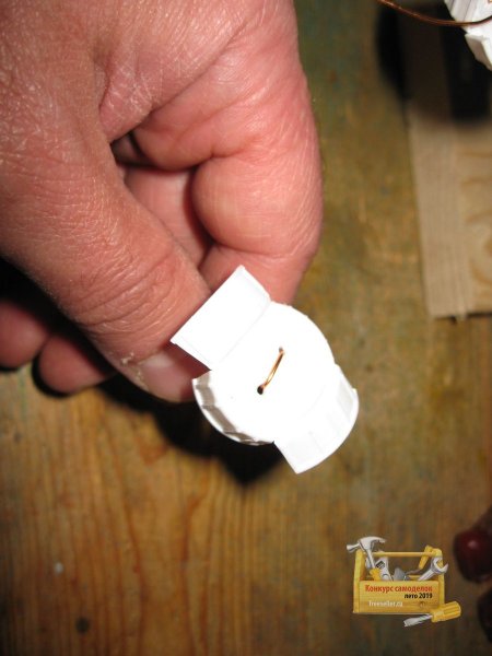 Изготовление приспособления для отпугивания вредителей капусты