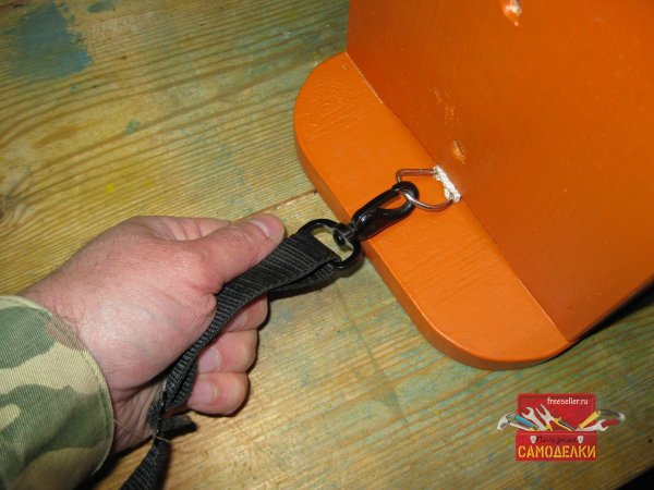 Ременная ручка для удобной переноски садовой скамейки