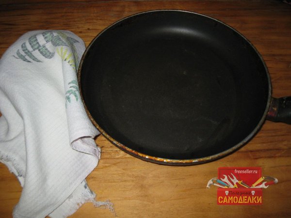 Простой старинный способ, благодаря которому можно охладить бродящее винное сусло на несколько градусов в случае очень жаркой погоды.