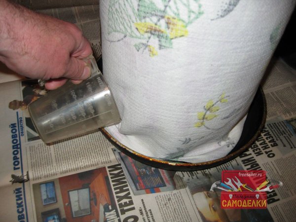 Простой старинный способ, благодаря которому можно охладить бродящее винное сусло на несколько градусов в случае очень жаркой погоды.