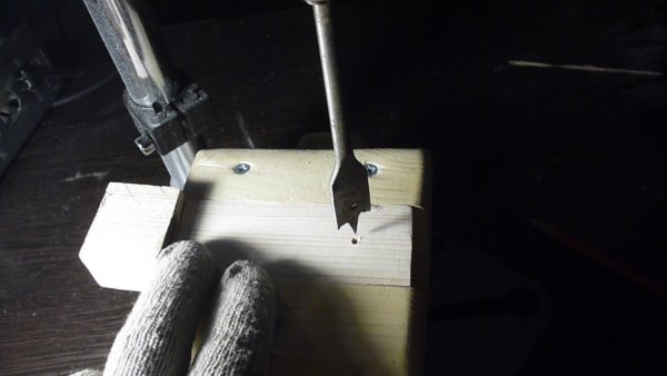 Изготовление самообжимной струбцины