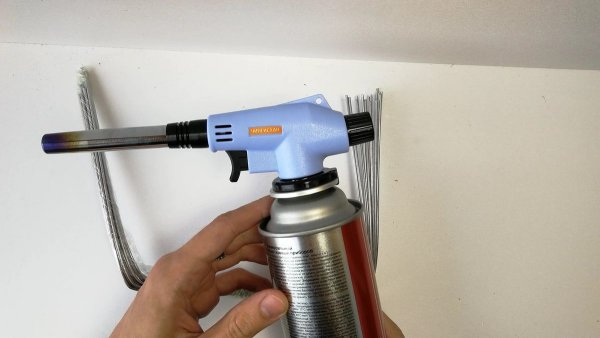 Горелка для пайки низкотемпературных припоев.