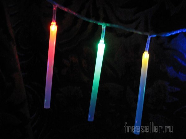 Новогодняя электрогирлянда из стержней от клеевого пистолета своими руками
