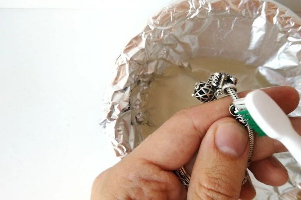 Очистка серебра в домашних условиях